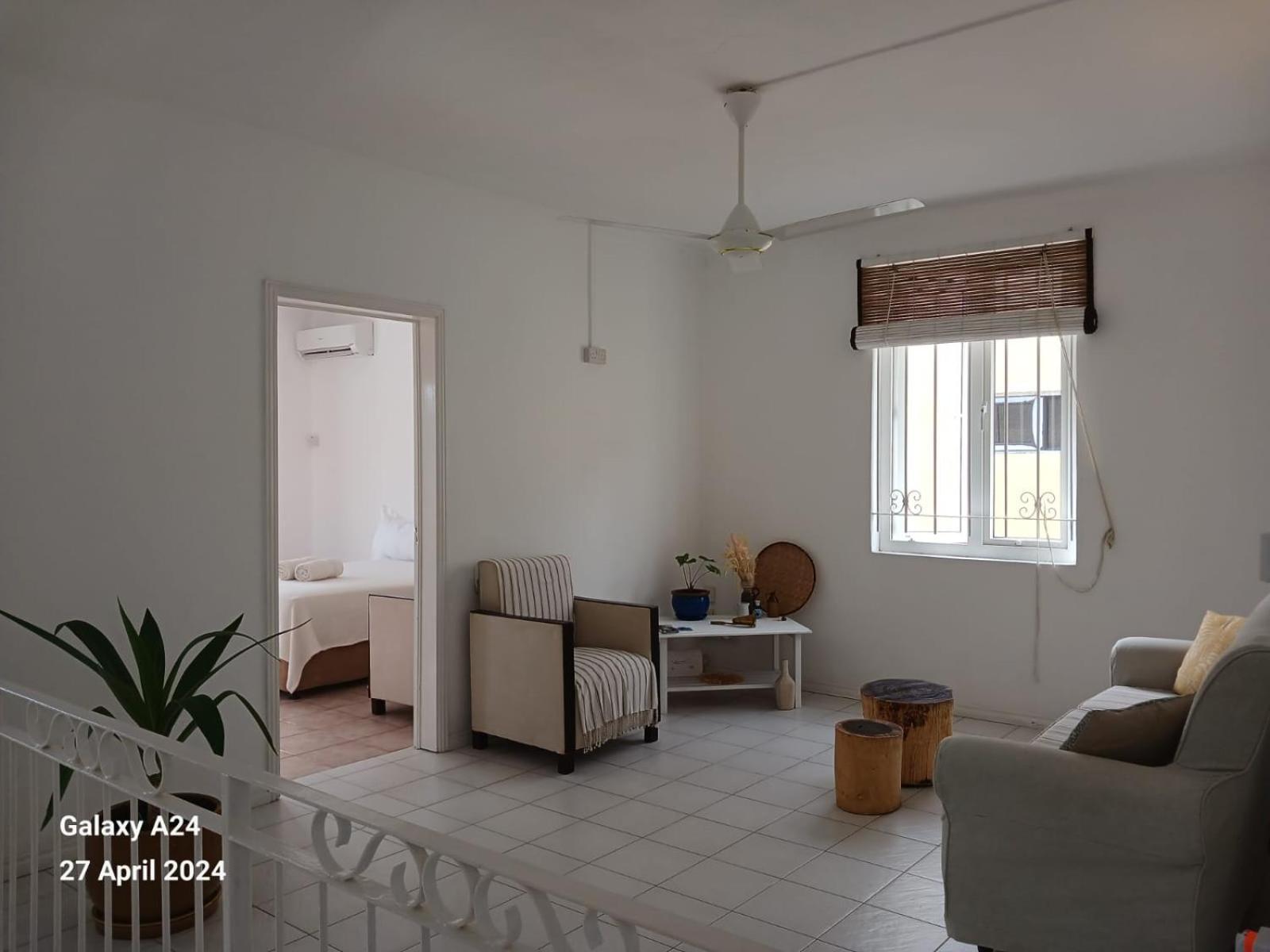 The Coral House Apartment Rivière Noire Екстериор снимка