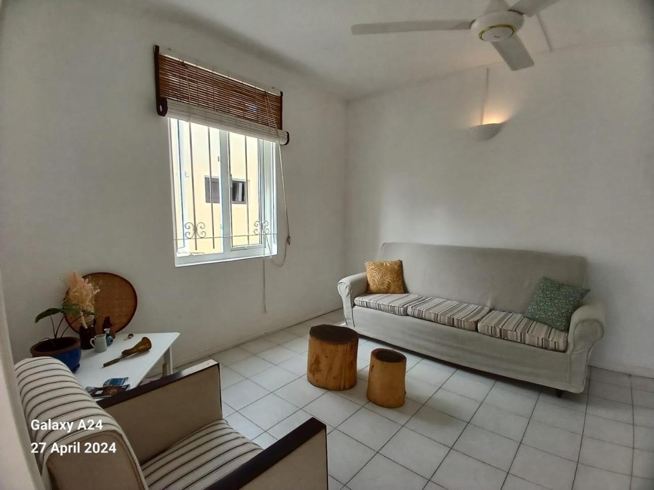 The Coral House Apartment Rivière Noire Екстериор снимка