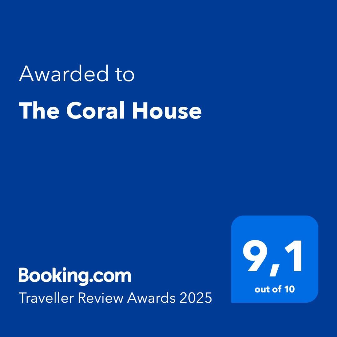 The Coral House Apartment Rivière Noire Екстериор снимка
